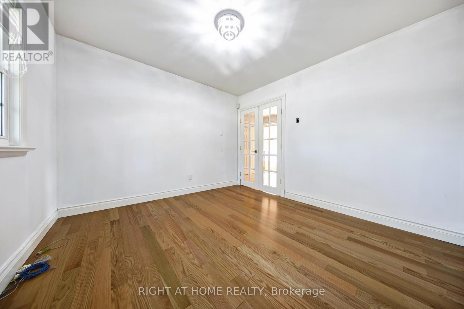 1905 LOCKHART ROAD - 5