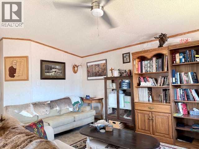 #101, 4819 51 Avenue - 4