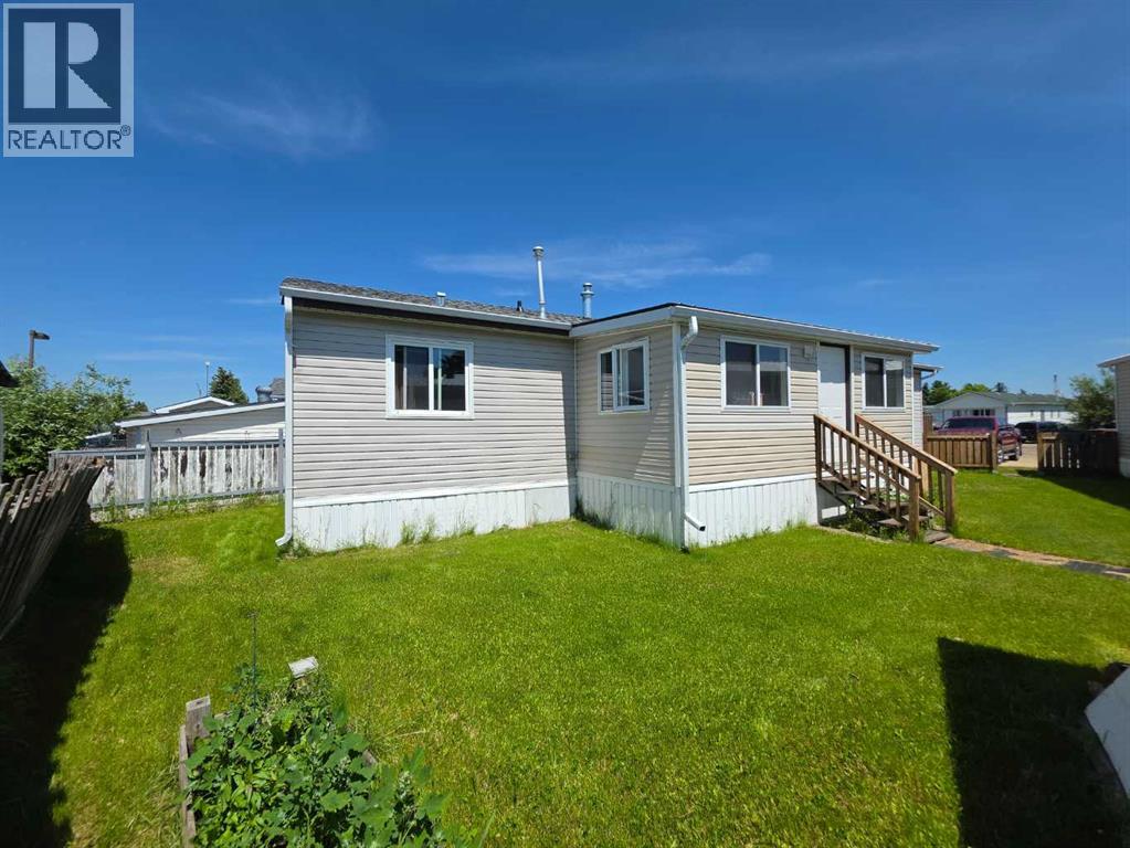 #101, 4819 51 Avenue - 26