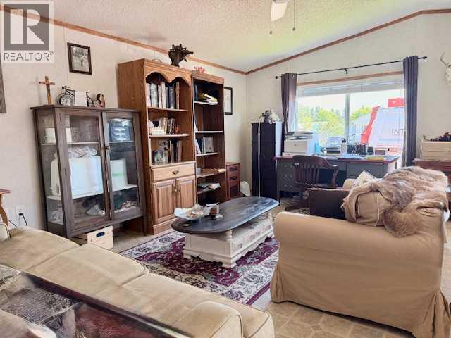 #101, 4819 51 Avenue - 5