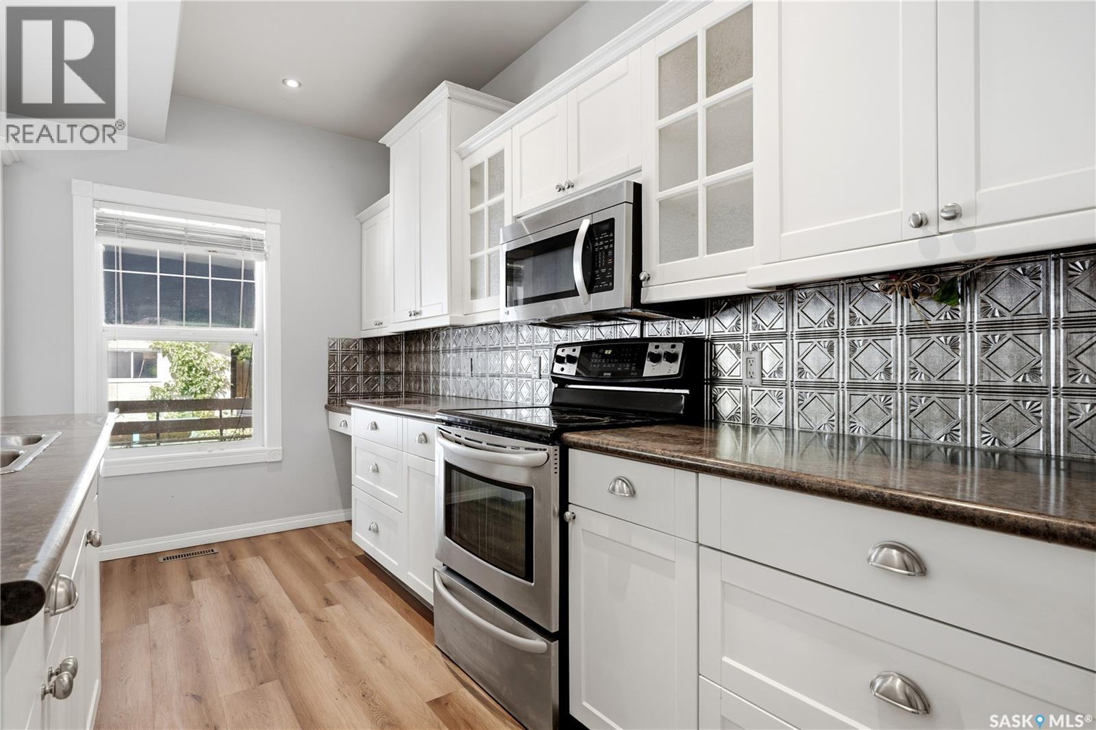 1950 Retallack STREET - 15