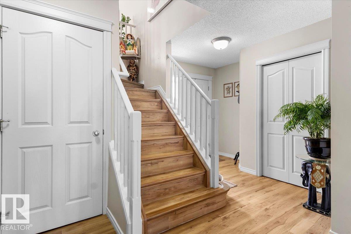 3356 25 Ave NW - 6