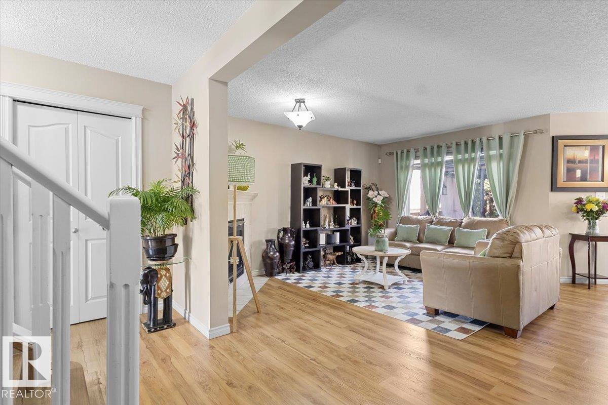 3356 25 Ave NW - 7