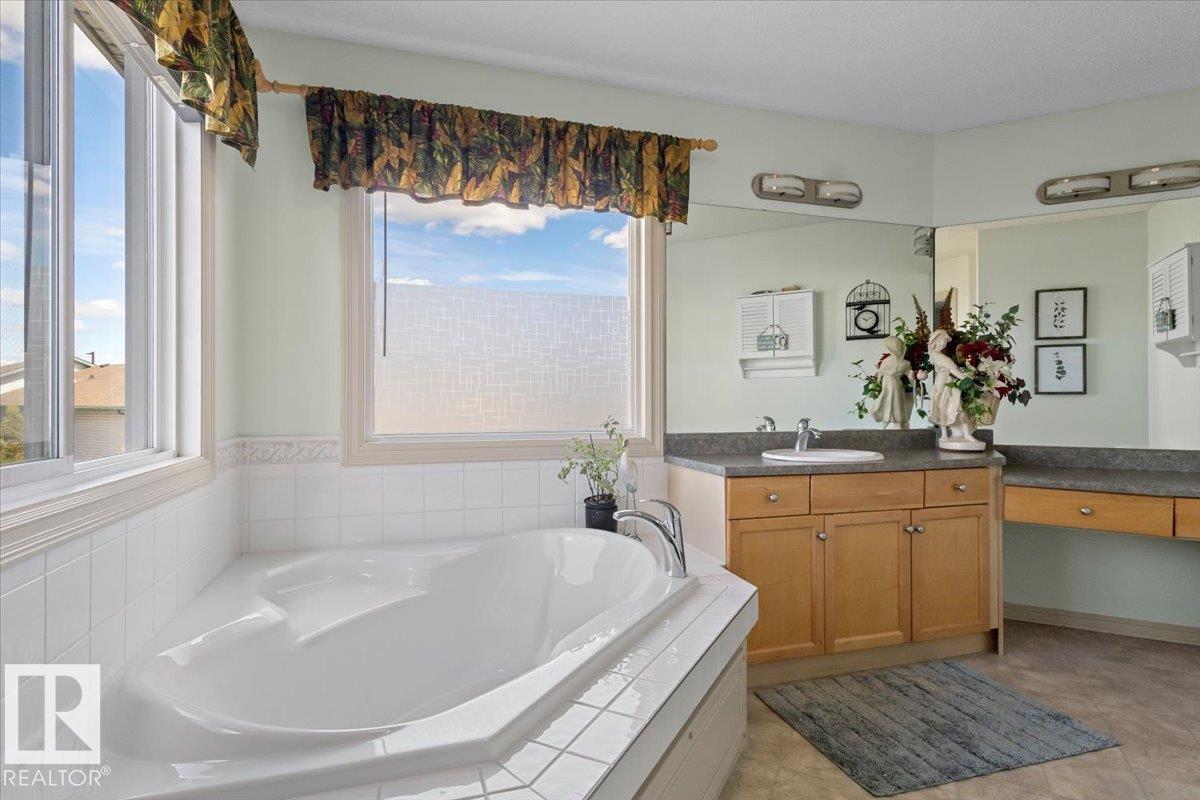 3356 25 Ave NW - 27
