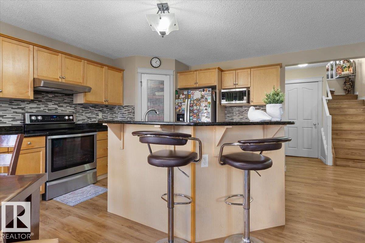 3356 25 Ave NW - 15