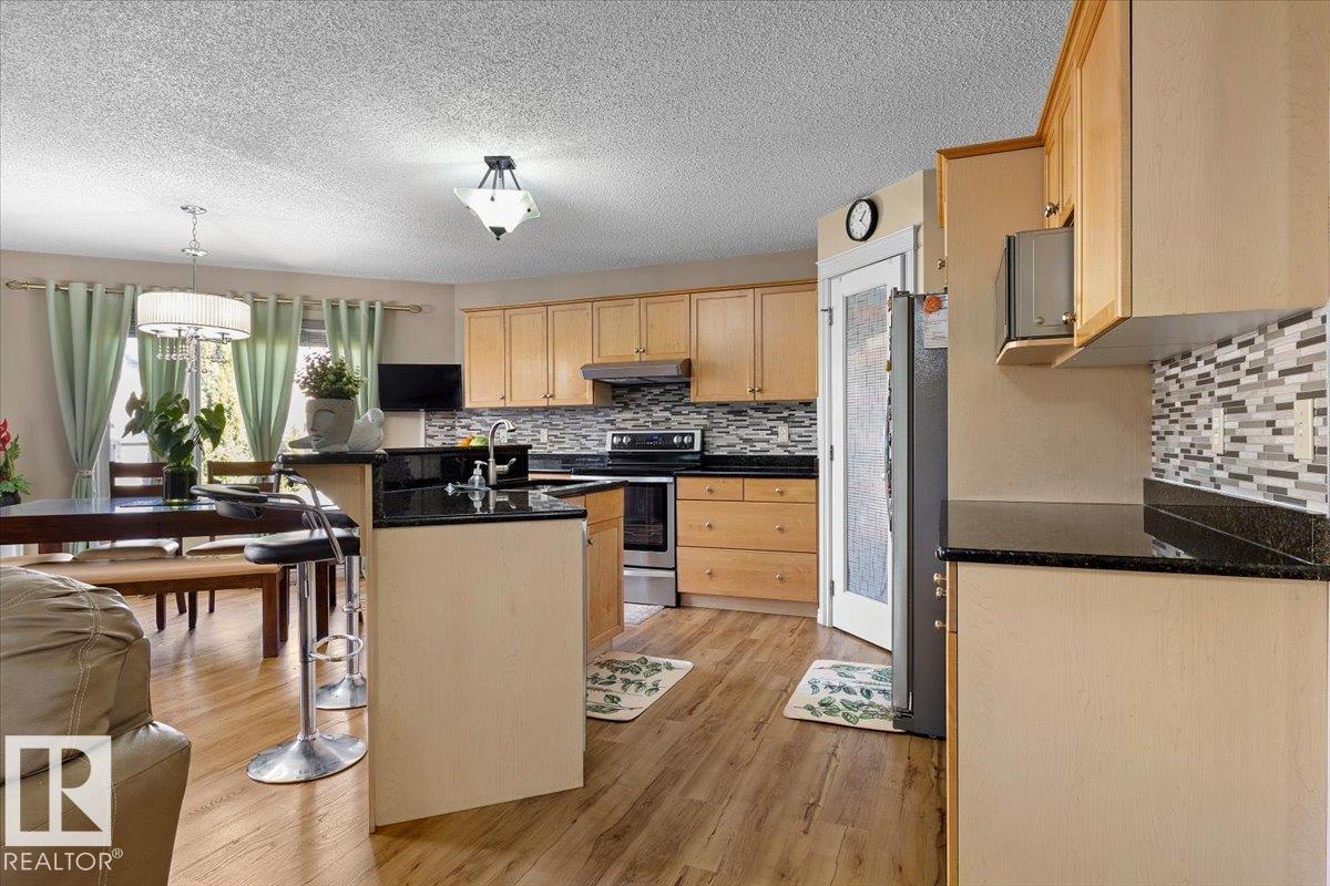 3356 25 Ave NW - 17