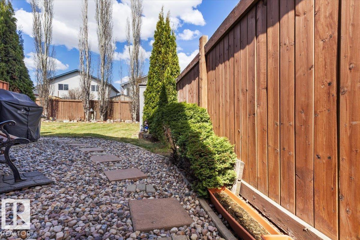 3356 25 Ave NW - 47