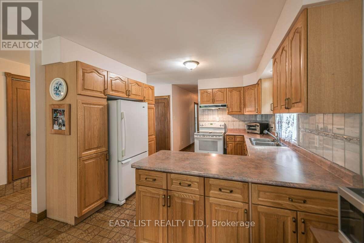 14877 THE GORE ROAD - Image 17
