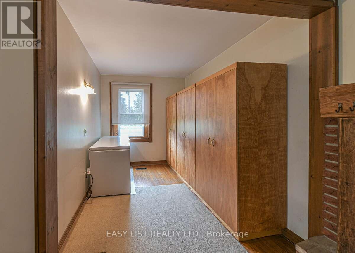 14877 THE GORE ROAD - 23