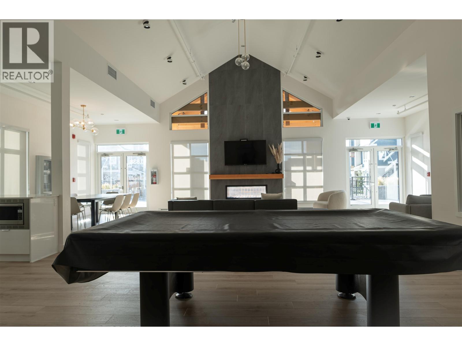 216 1792 STARLING DRIVE, Tsawwassen