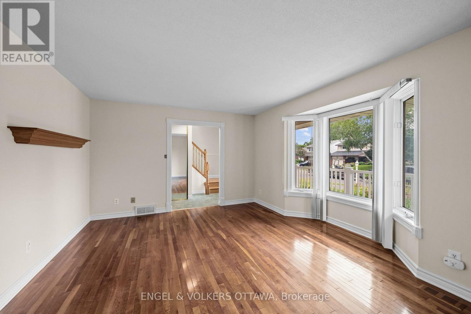 25 ANTLER AVENUE - 20