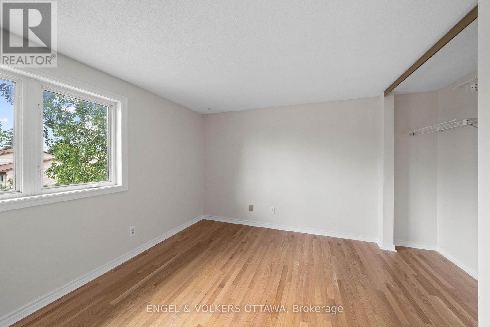 25 ANTLER AVENUE - 30