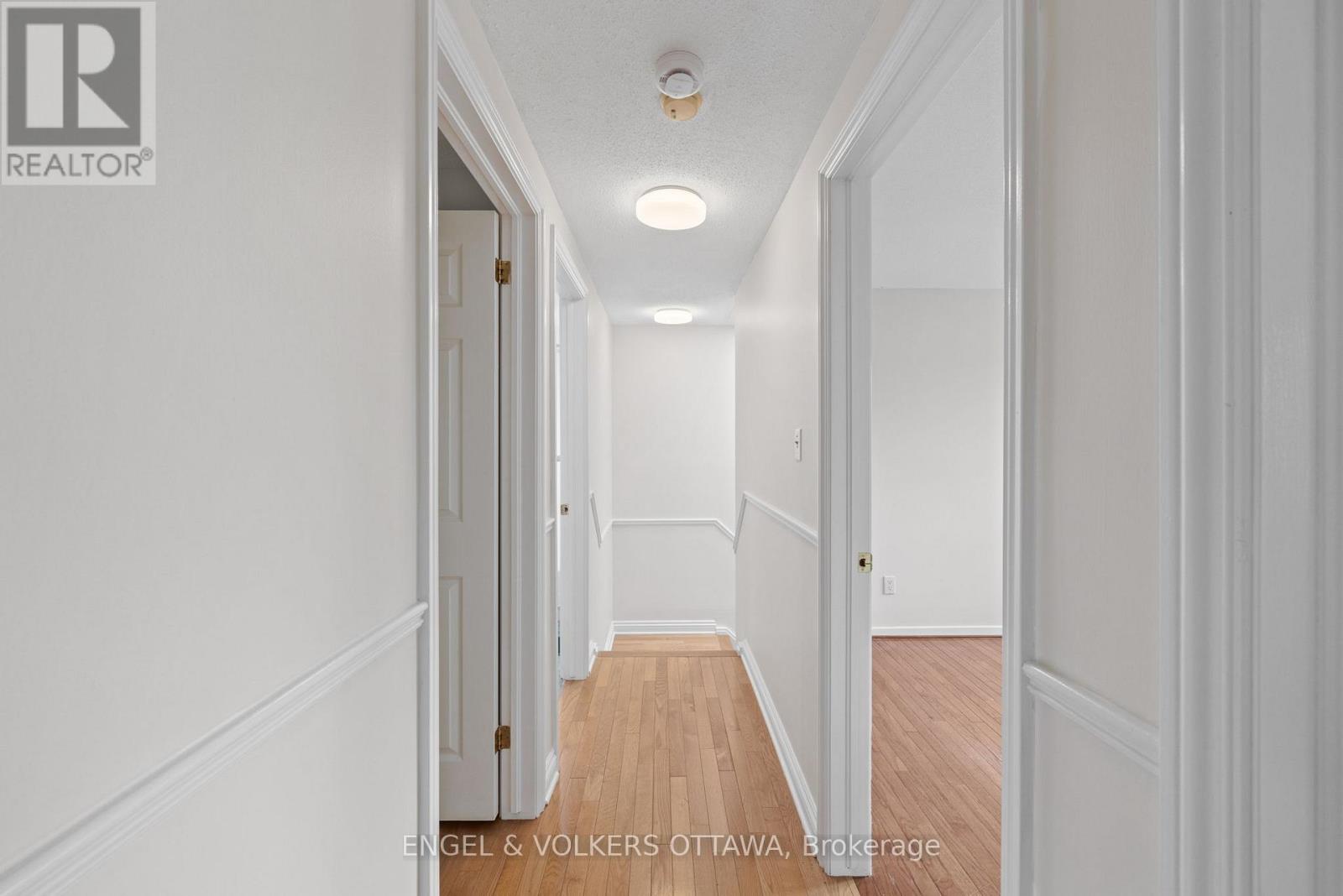 25 ANTLER AVENUE - 35