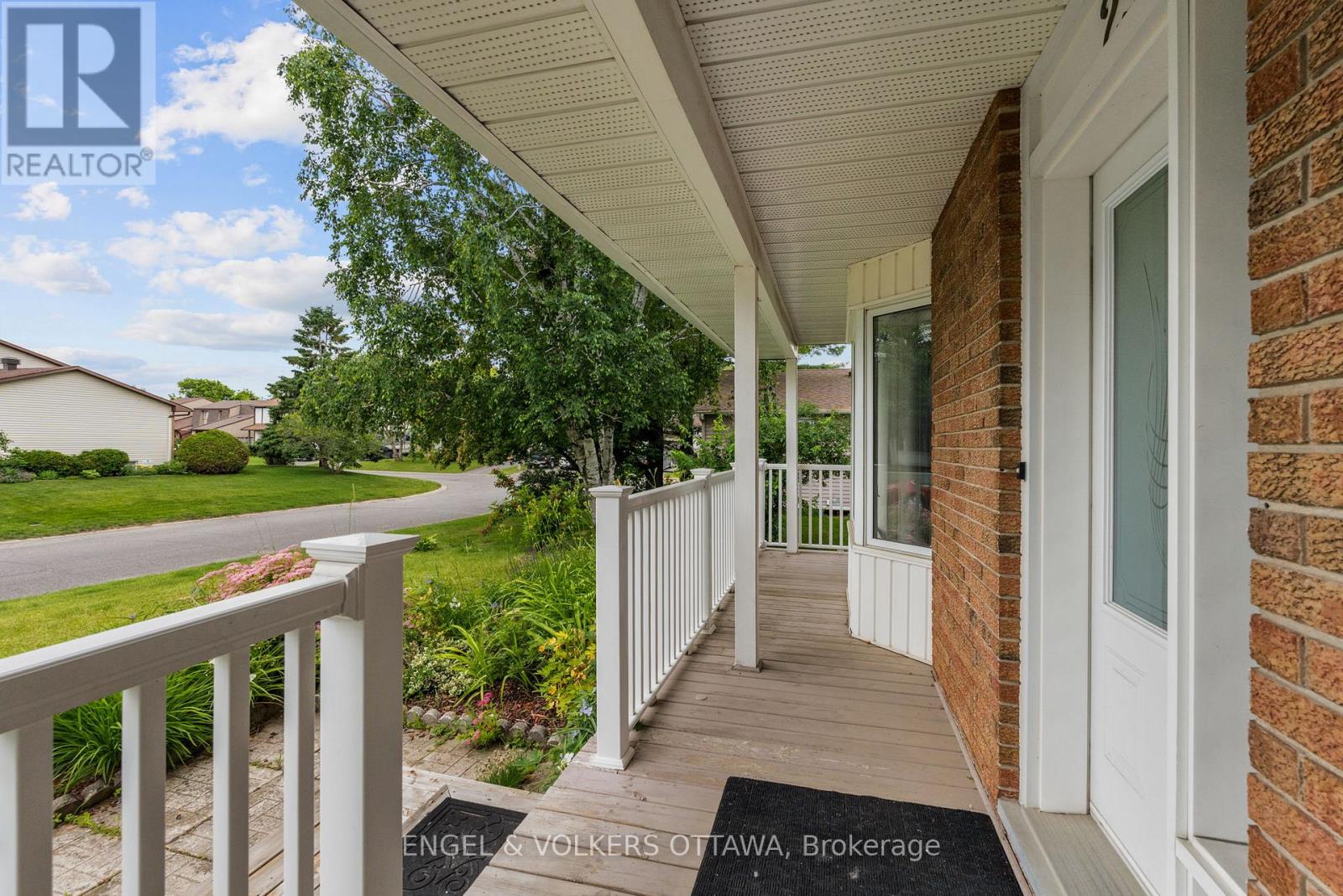 25 ANTLER AVENUE - 6