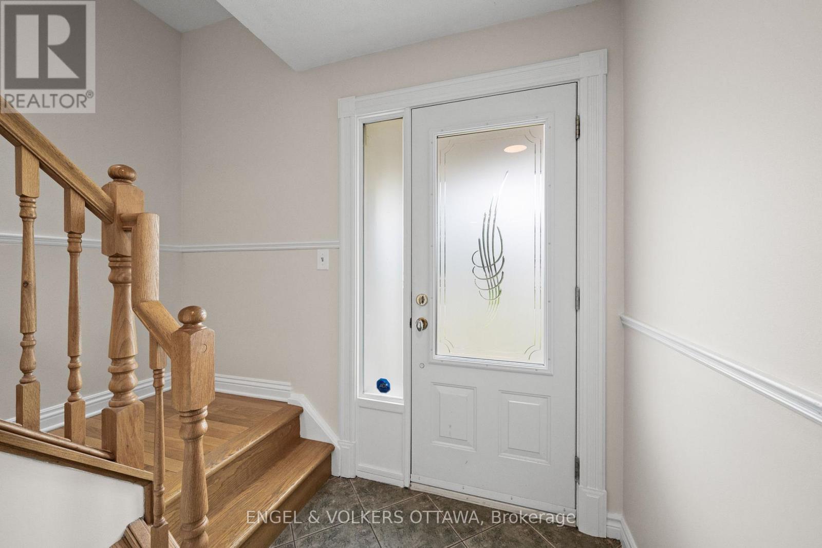 25 ANTLER AVENUE - 7