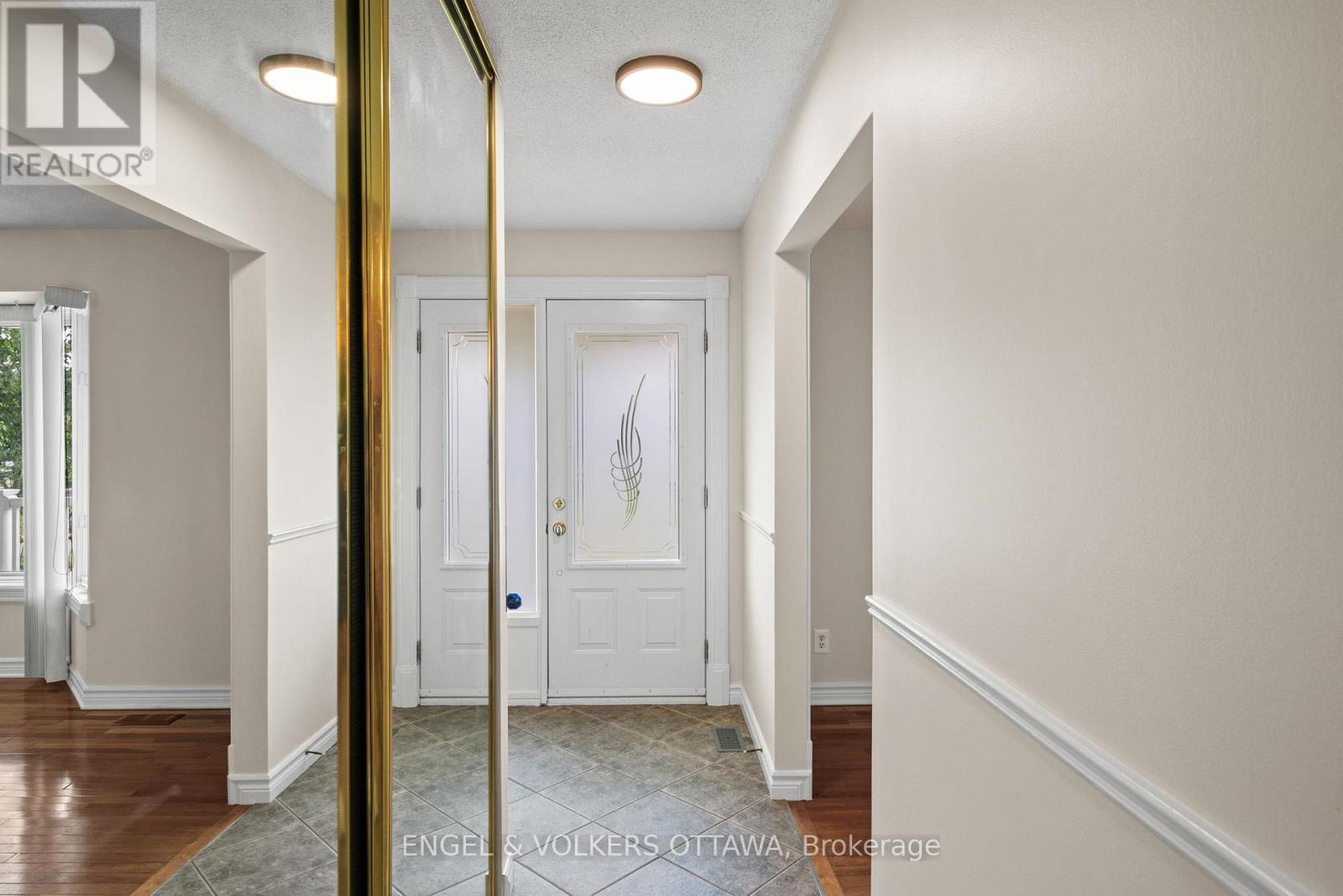 25 ANTLER AVENUE - 8