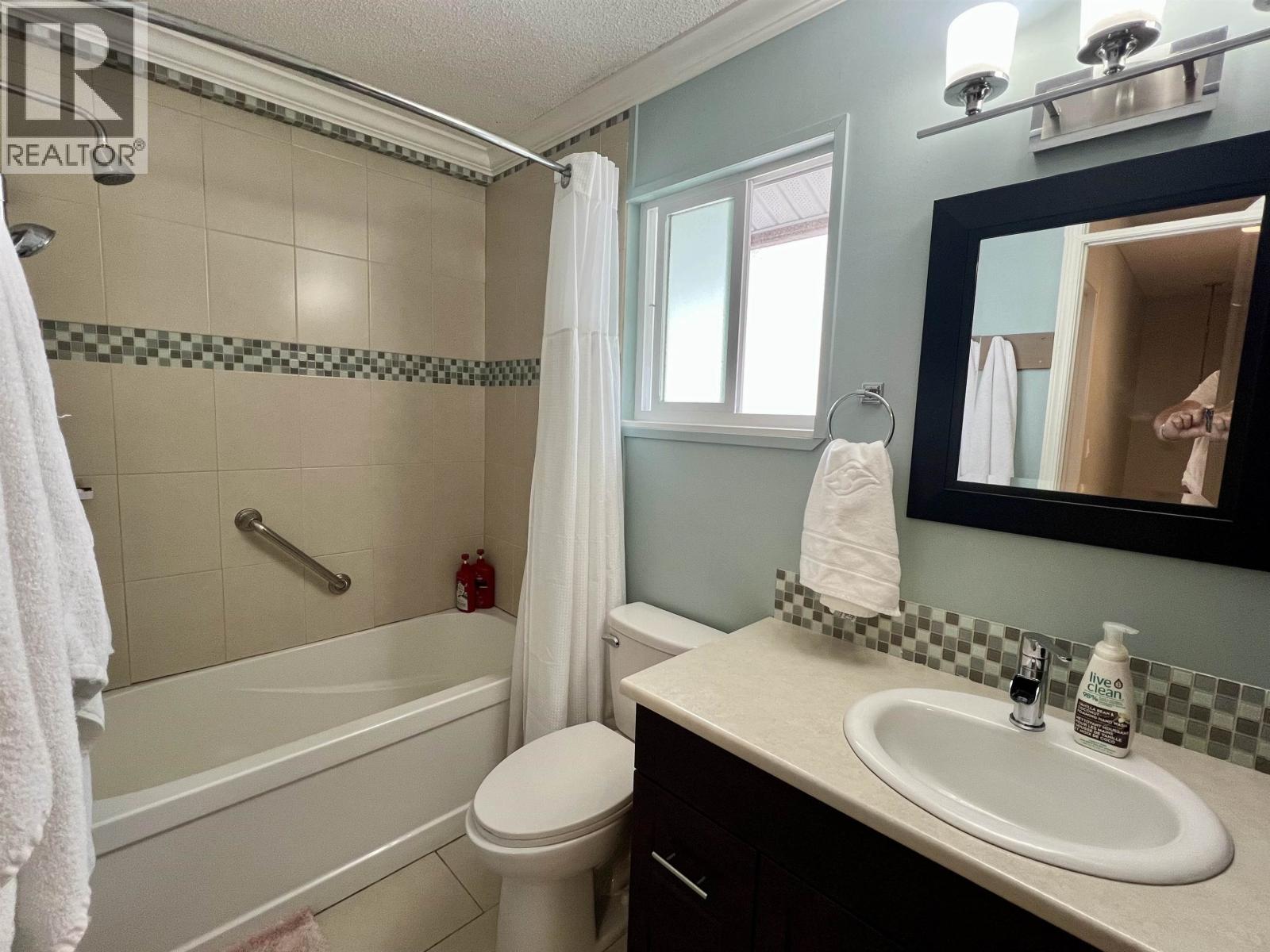 3 Bed, 3 Bath House for Sale in Coquitlam – 1253 BLUFF DRIVE, Coquitlam – MLS# R3141655 - Image 20