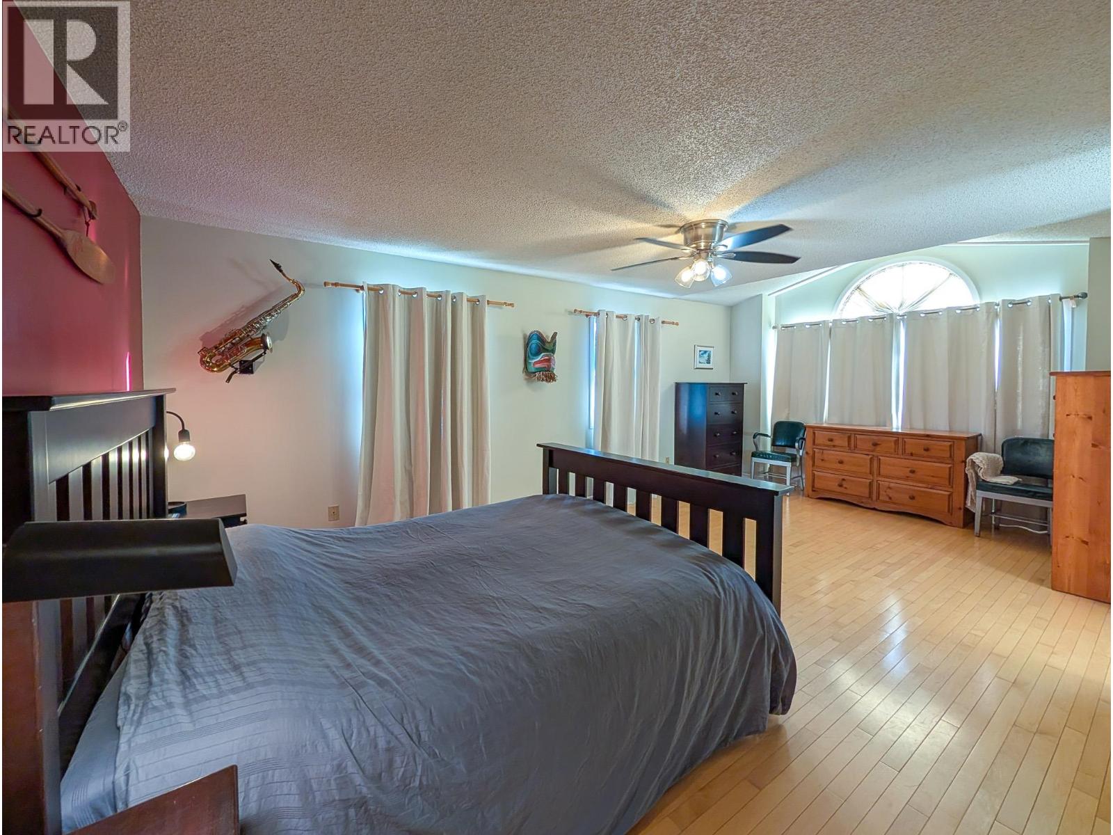 8419 SUMMER PLACE - 31