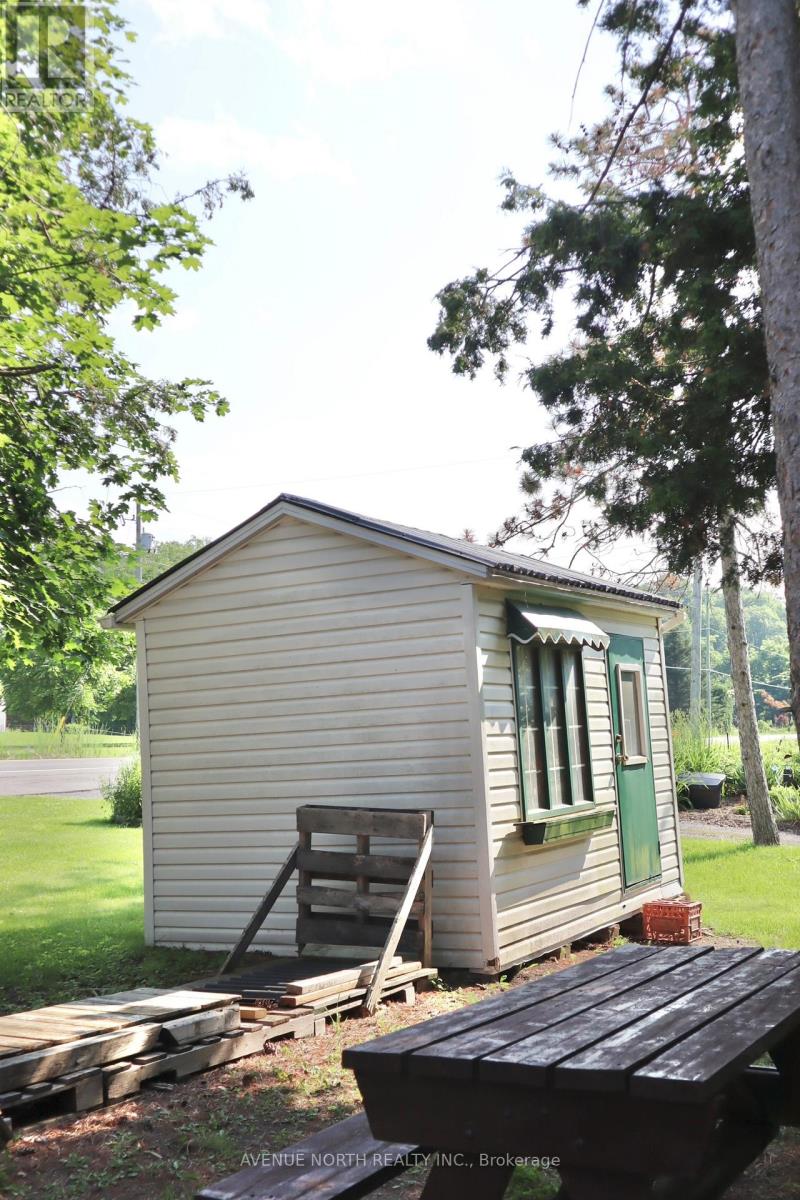 2125 OLD MONTREAL ROAD - 29