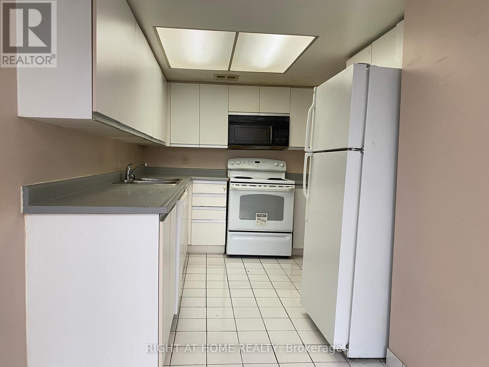 #1807 350 WEBB DRIVE - 21