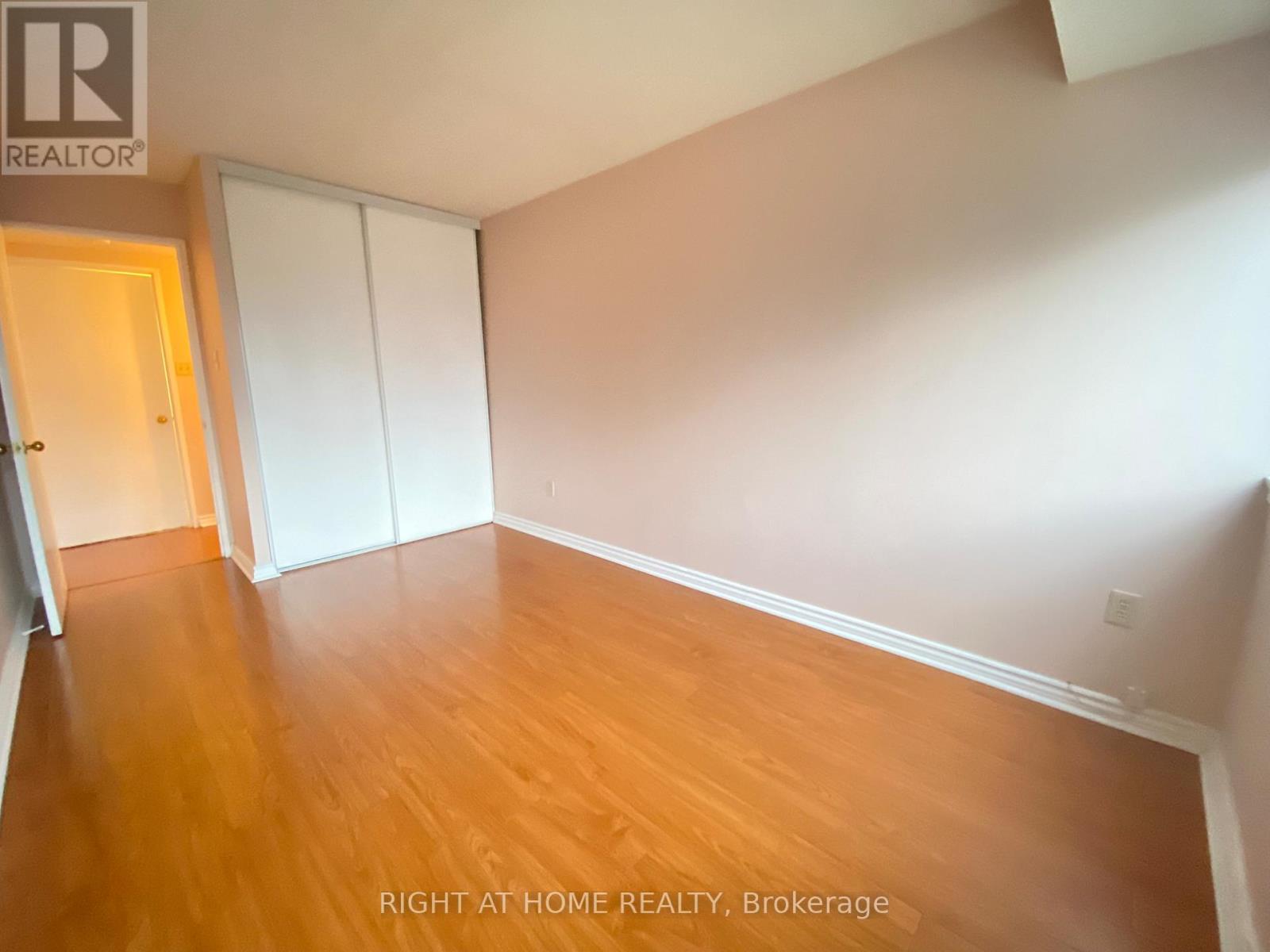#1807 350 WEBB DRIVE - 23