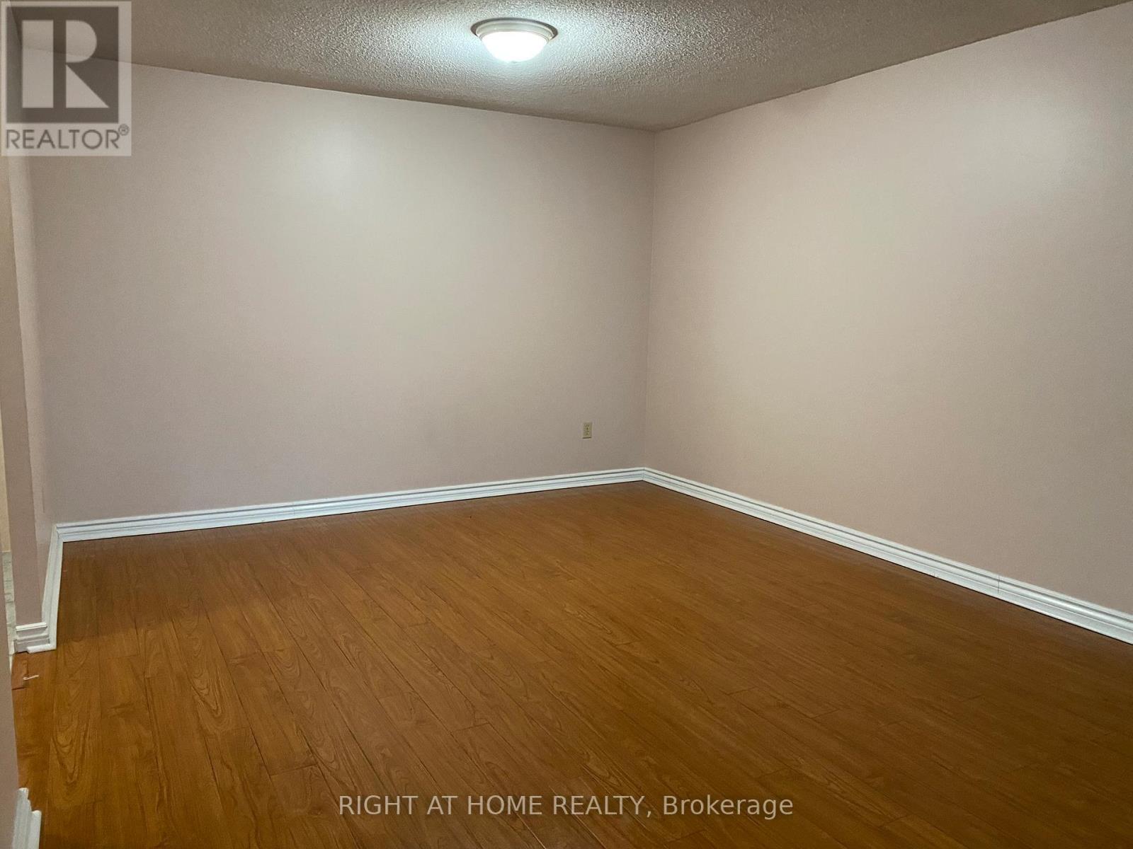 #1807 350 WEBB DRIVE - 11