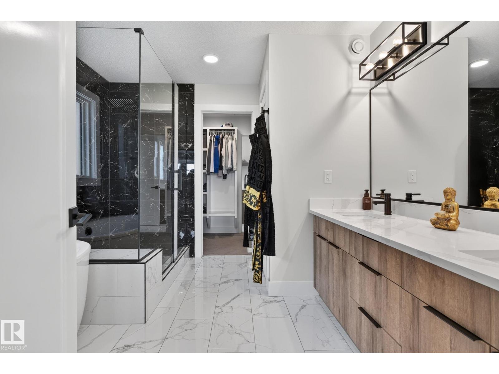 147 HENDERSON LI — photo 26
