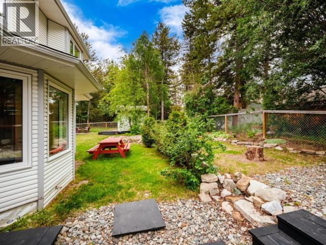 6 CARNELIAN COURT - 28