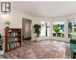 Bedroom - 6 Carnelian Court, Whitehorse, YT Y1A6A3 Photo 11