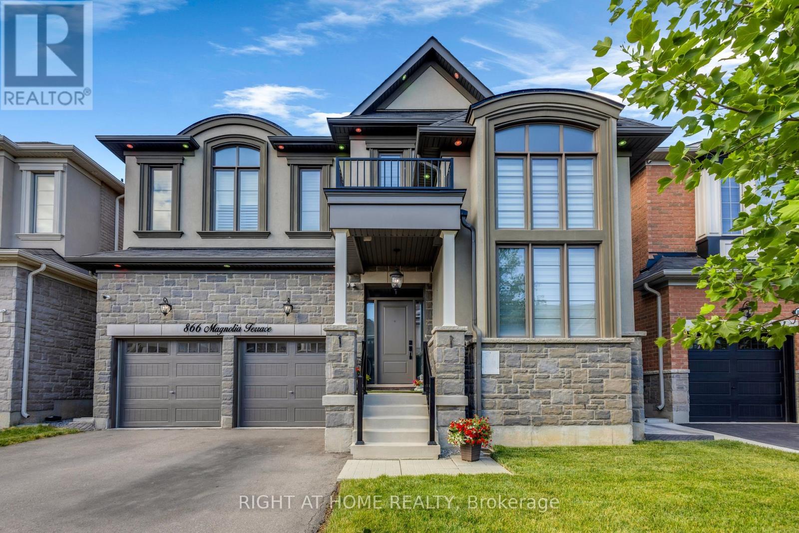 866 MAGNOLIA TERRACE - 1