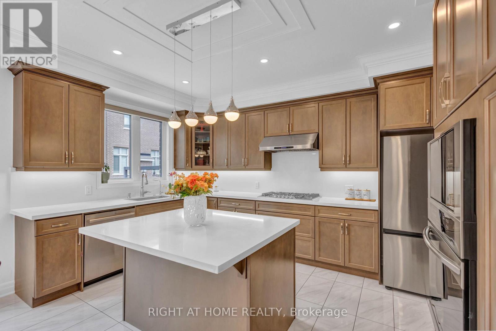 866 MAGNOLIA TERRACE - 18