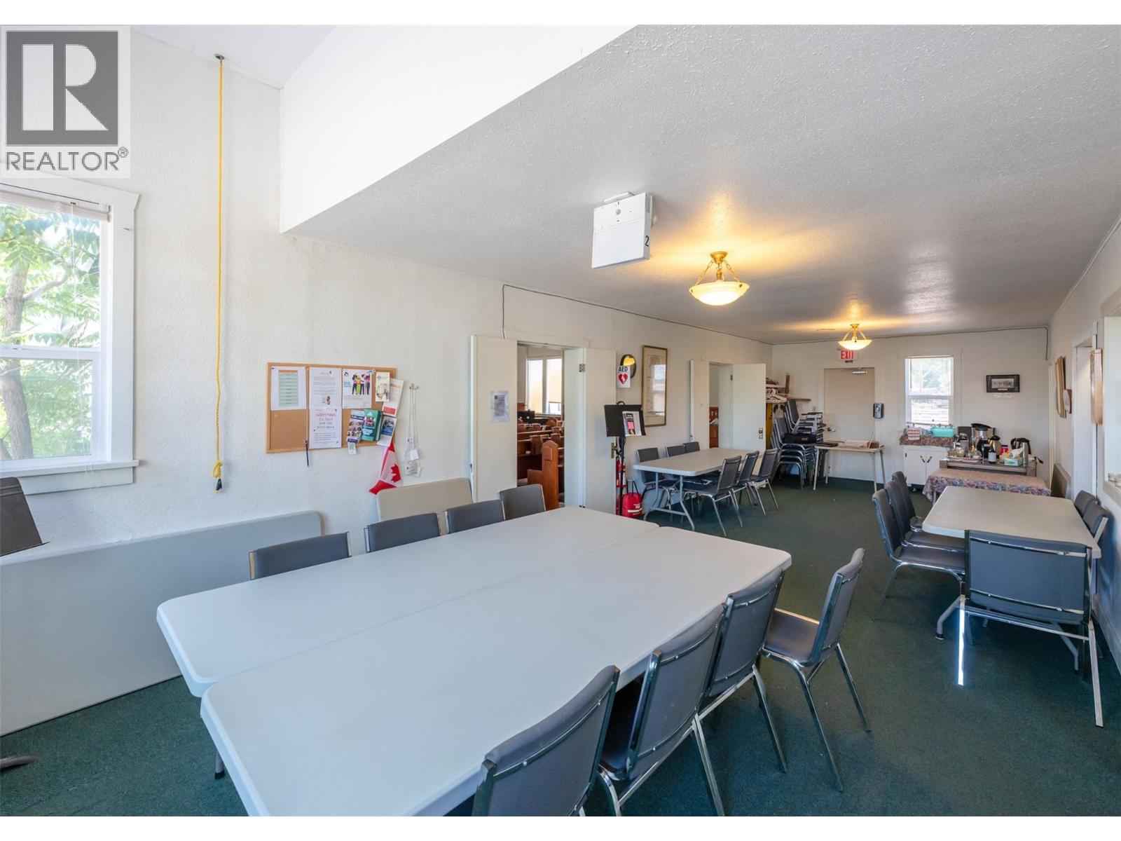 511 & 545 Church Avenue, Oliver