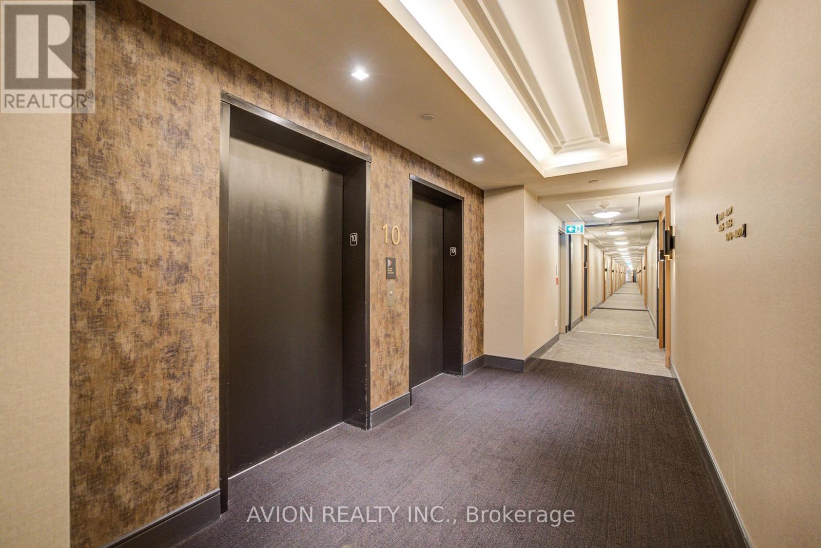 #1019 25 ADRA GRADO WAY - 27