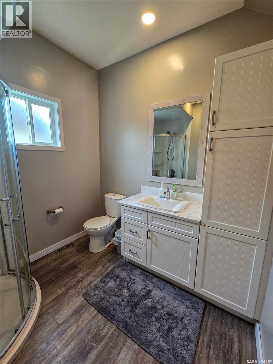 134 9th AVENUE W - 22