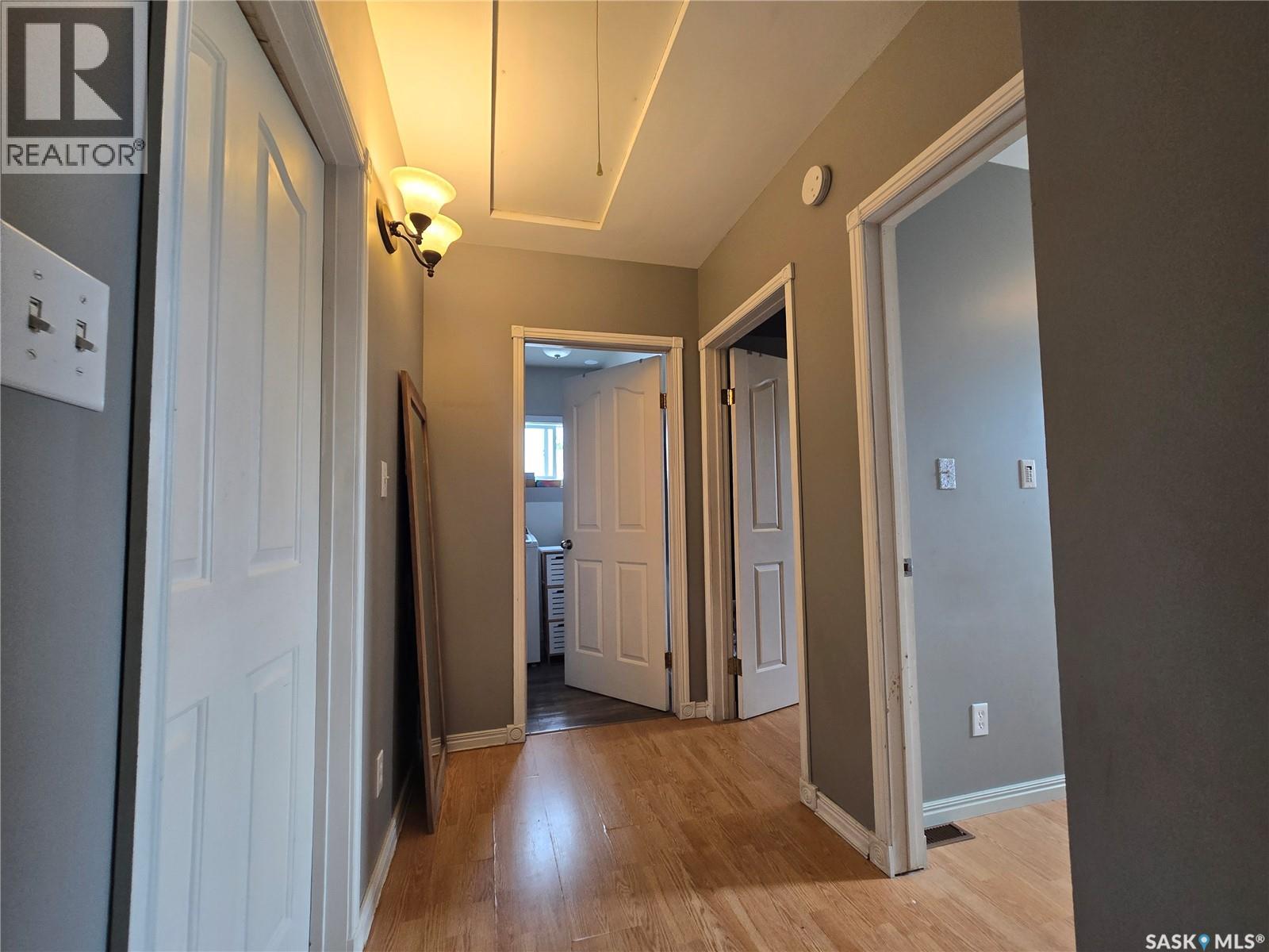 134 9th AVENUE W - 23