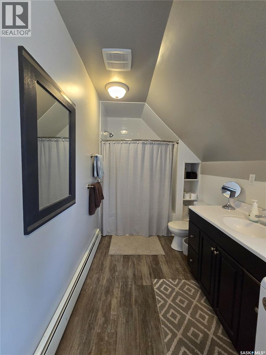 134 9th AVENUE W - 28