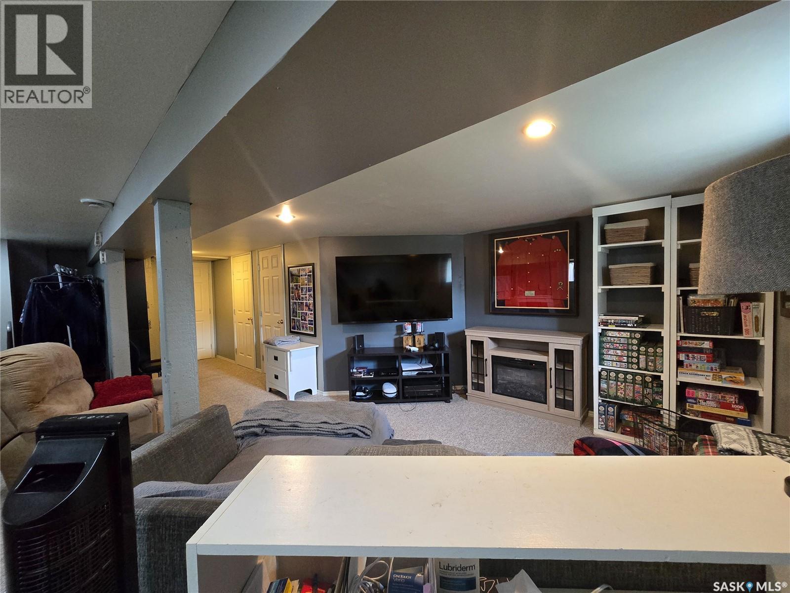 134 9th AVENUE W - 39