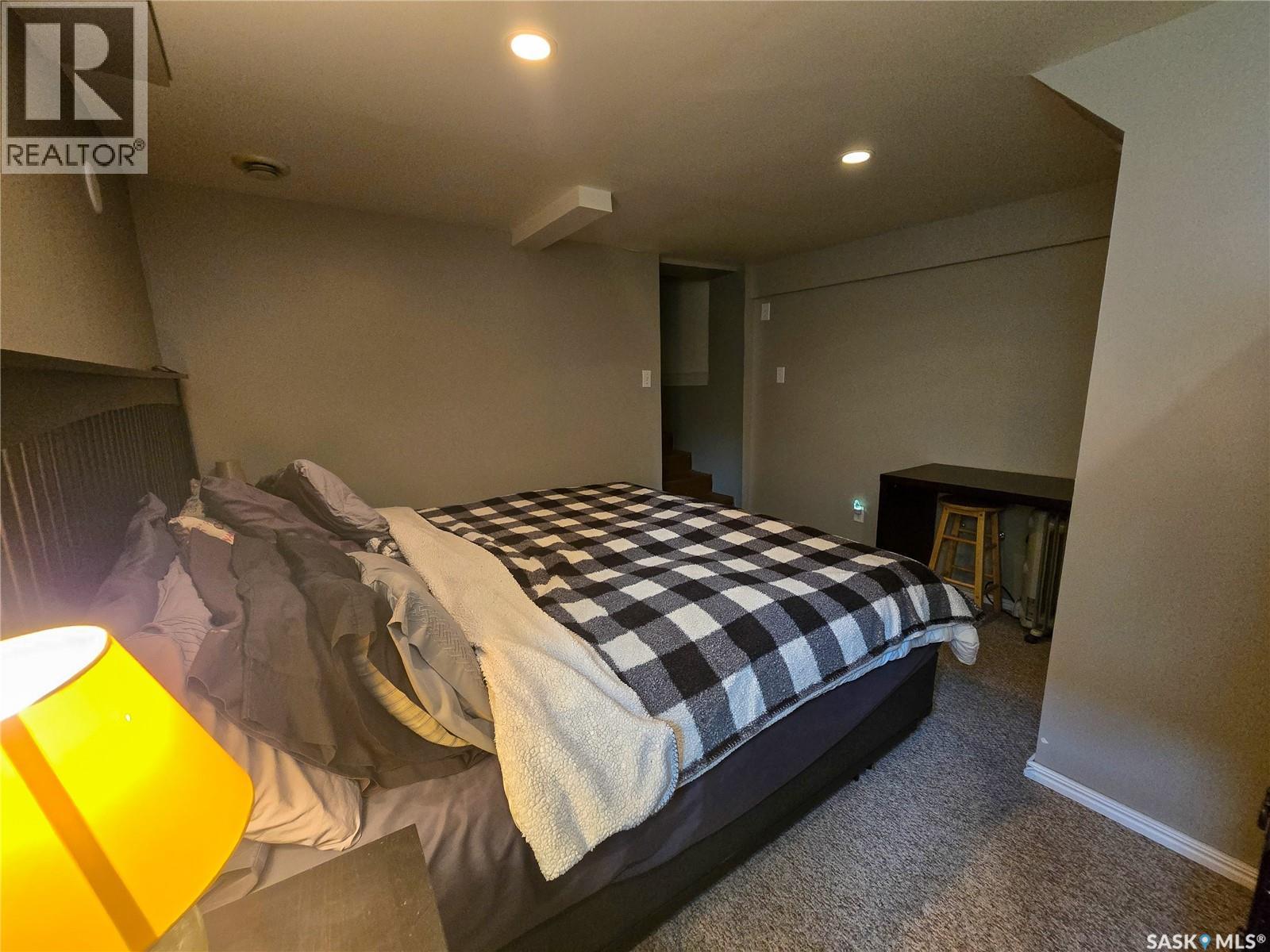 134 9th AVENUE W - 42