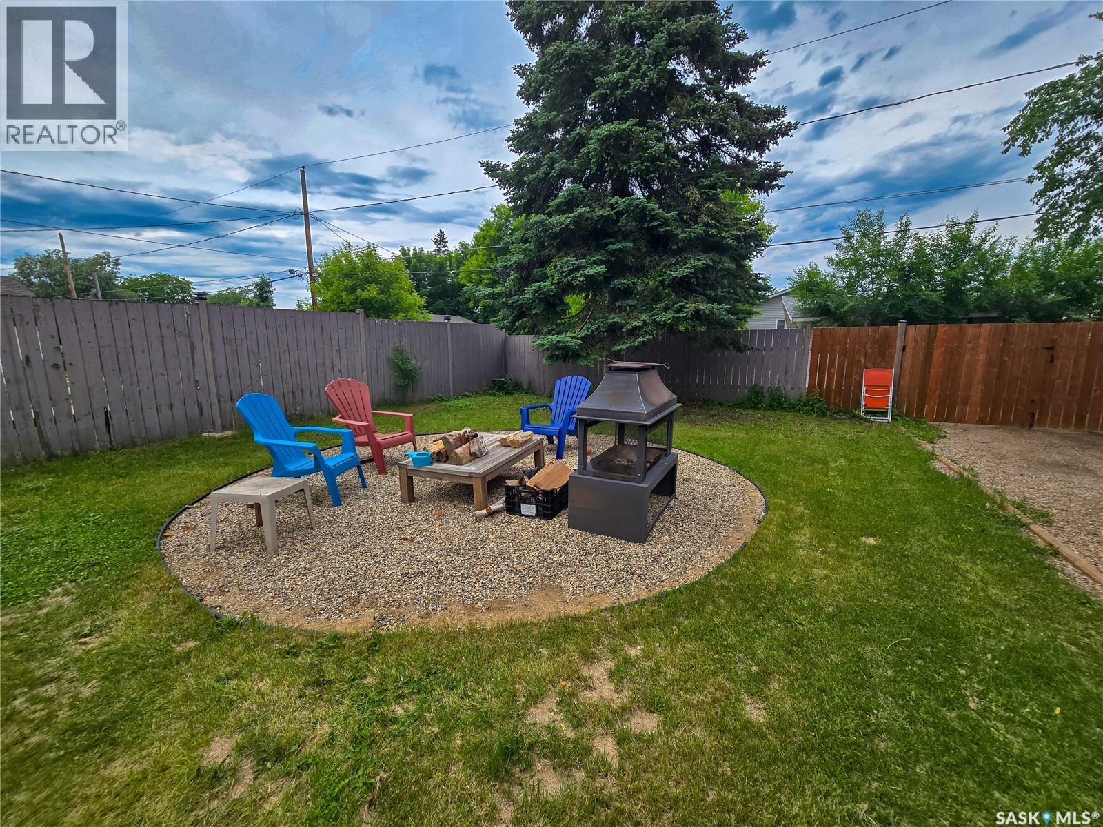 134 9th AVENUE W - 50