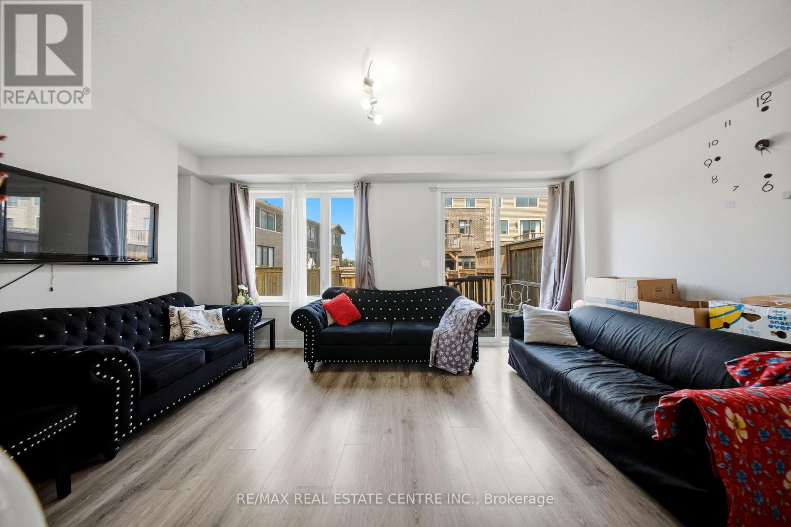 #167 1890 RYMAL ROAD E - 13