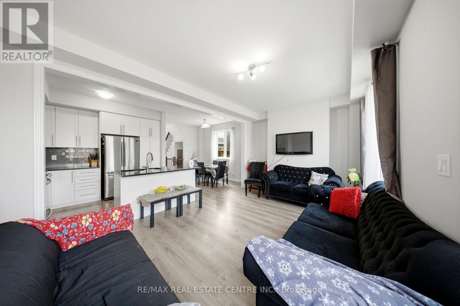 #167 1890 RYMAL ROAD E - 14