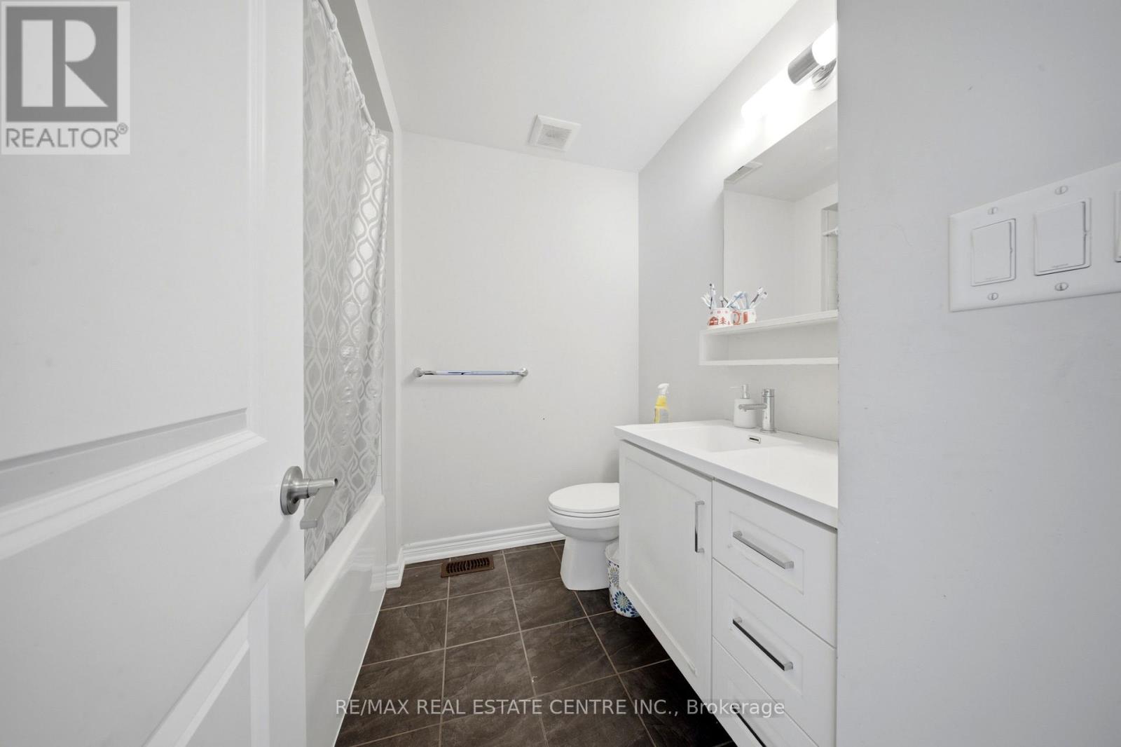 #167 1890 RYMAL ROAD E - 21