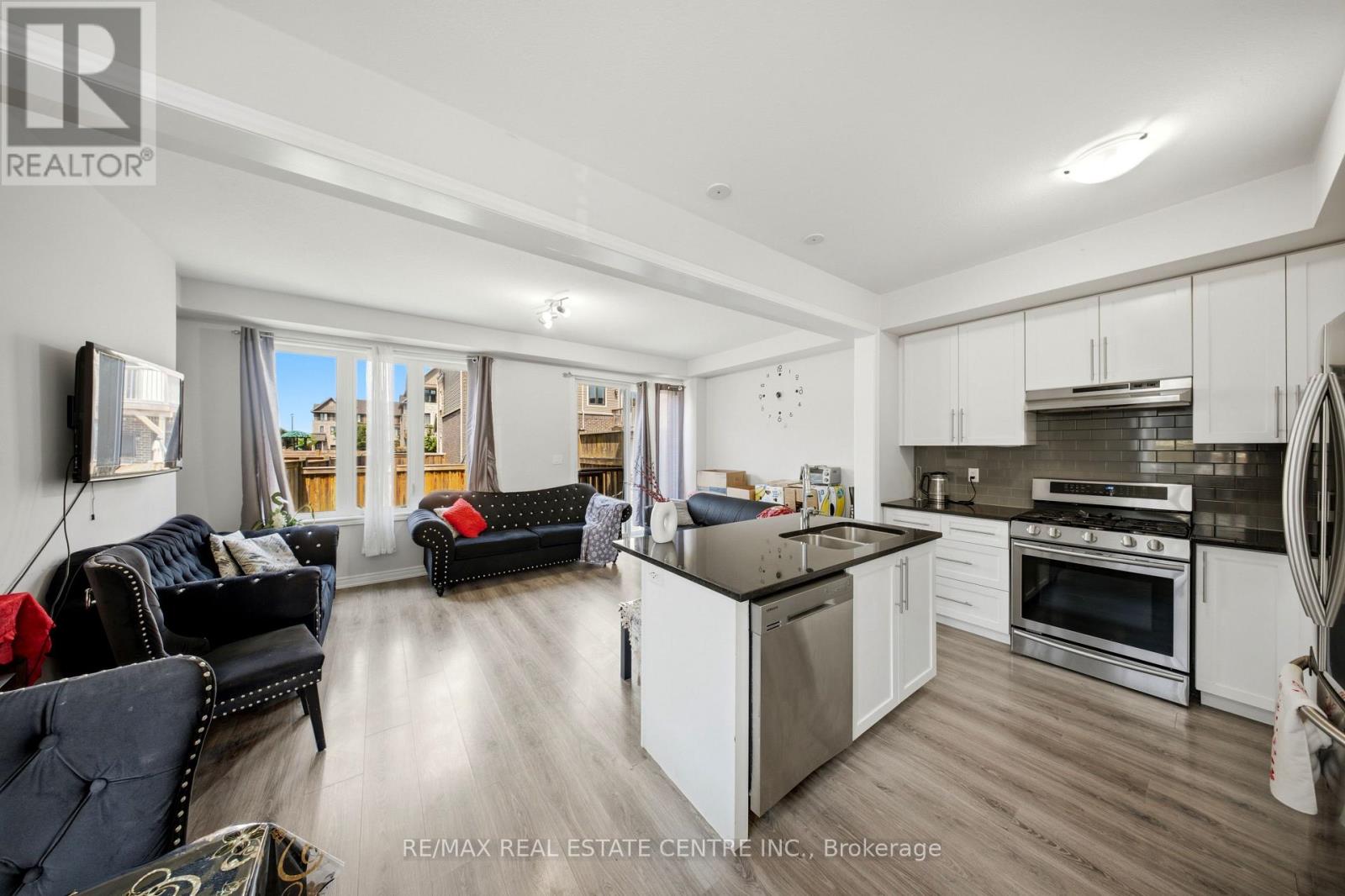 #167 1890 RYMAL ROAD E - 8