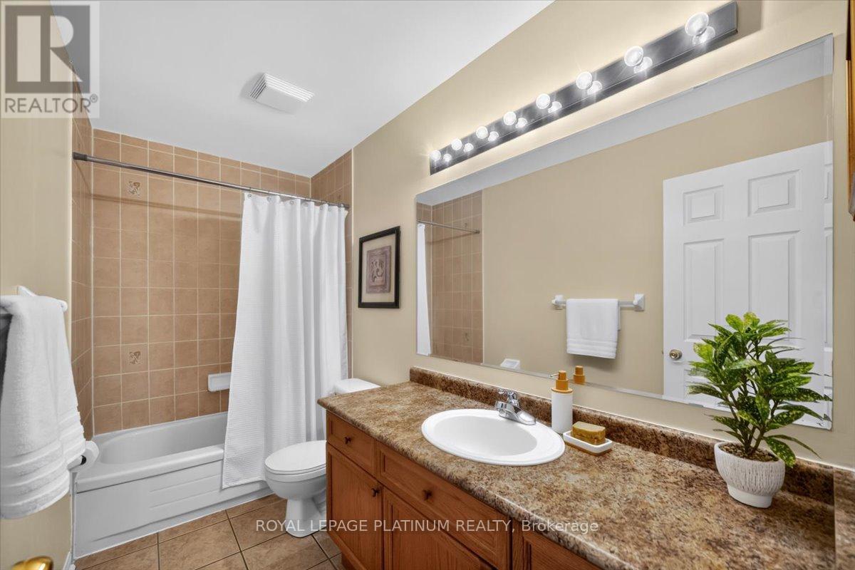 21 VISTA GREEN CRESCENT - 17