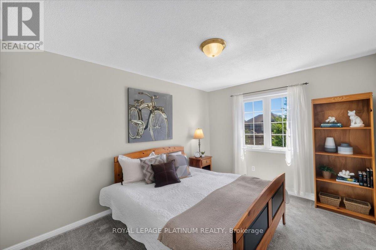 21 VISTA GREEN CRESCENT - 25