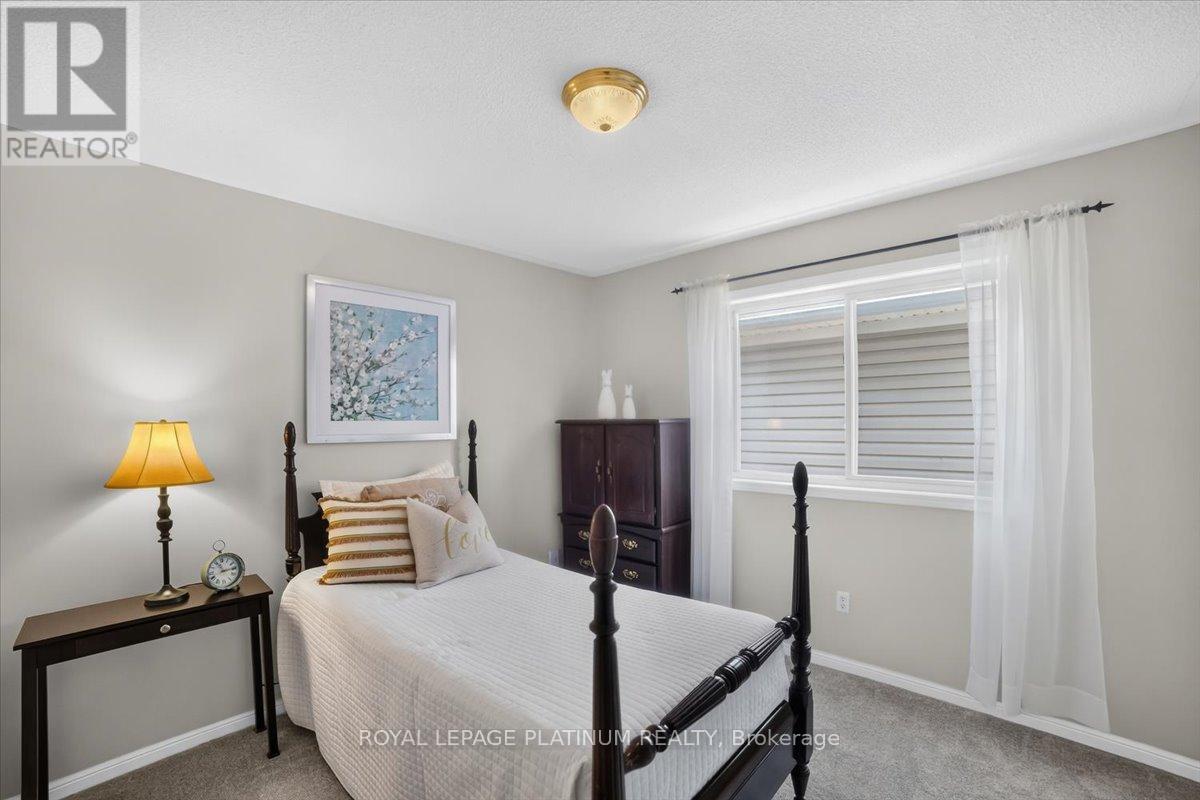 21 VISTA GREEN CRESCENT - 29