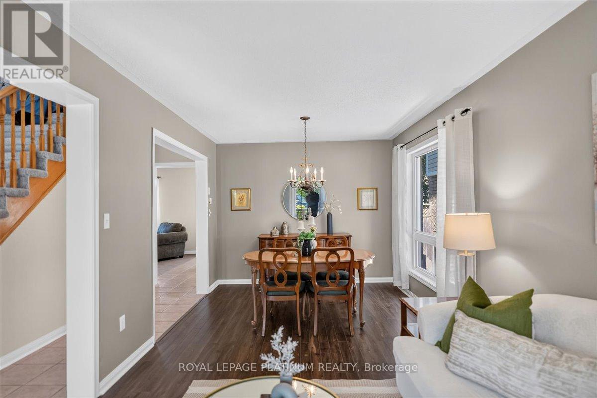 21 VISTA GREEN CRESCENT - 6