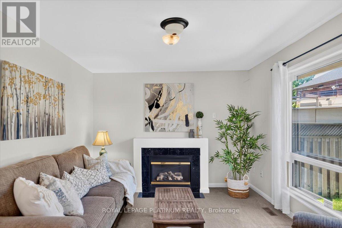 21 VISTA GREEN CRESCENT - 9