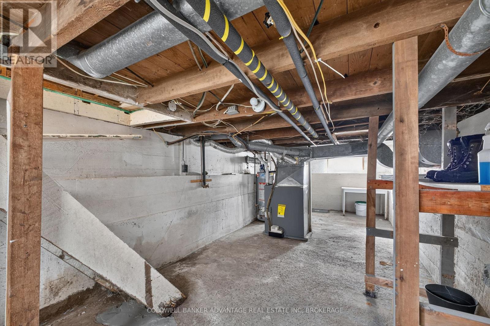 69 DOLPHIN STREET - 18
