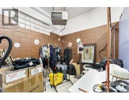 1765 Dunmore Road Se, Medicine Hat, AB T1A1Z8 Photo 18